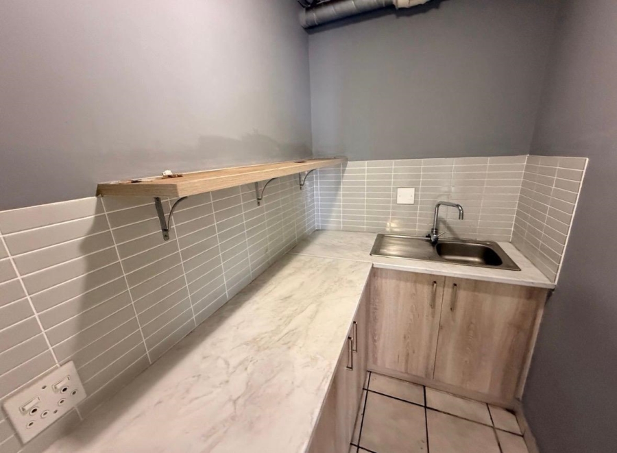 Commercial Property for Sale in Parow Industrial Western Cape